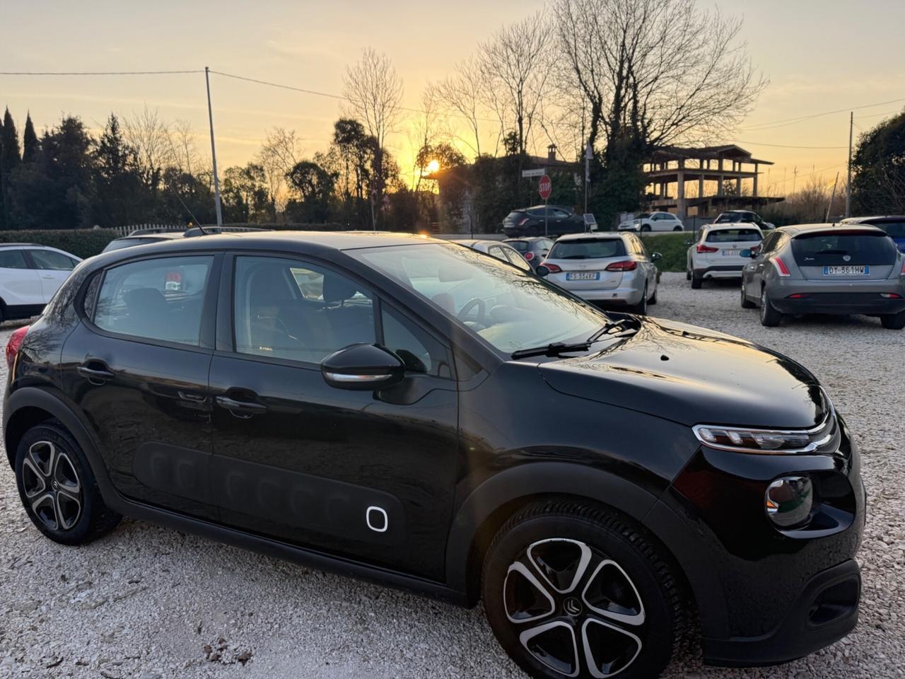 Citroen C3 BlueHDi 75 S&S Shine full optional