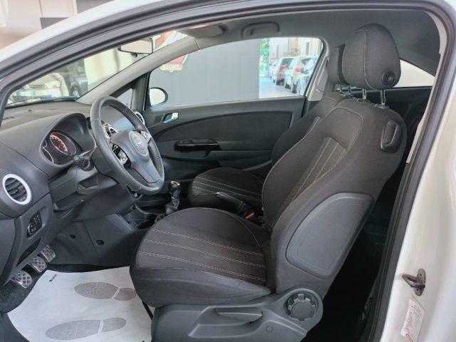 OPEL Corsa 1.7 CDTI 130CV 3 porte b-color