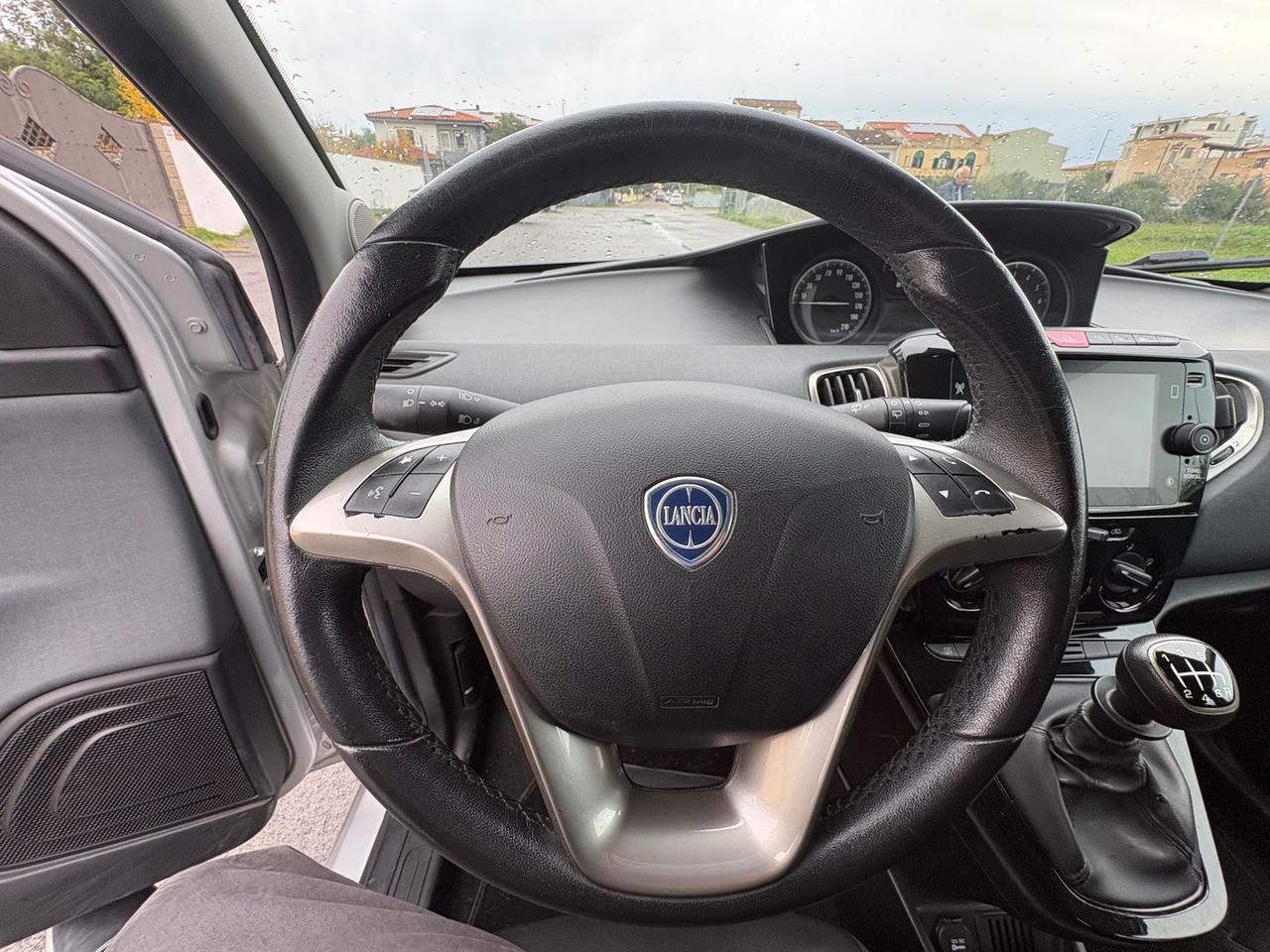 Lancia Ypsilon 1.0 FireFly MHEV Gold #8059