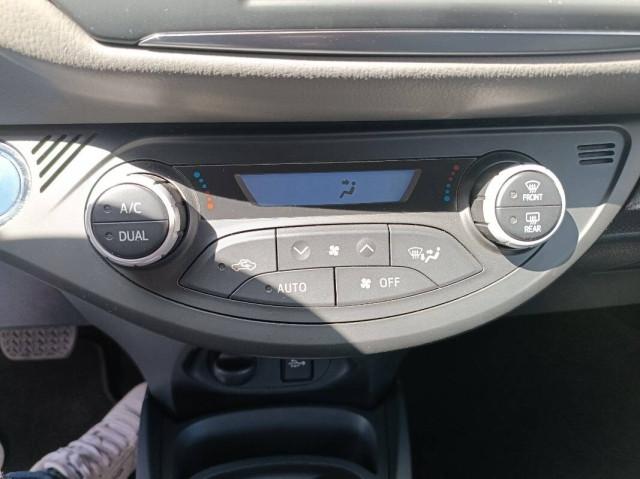 Toyota Yaris 1.5 Hybrid Business 73CV