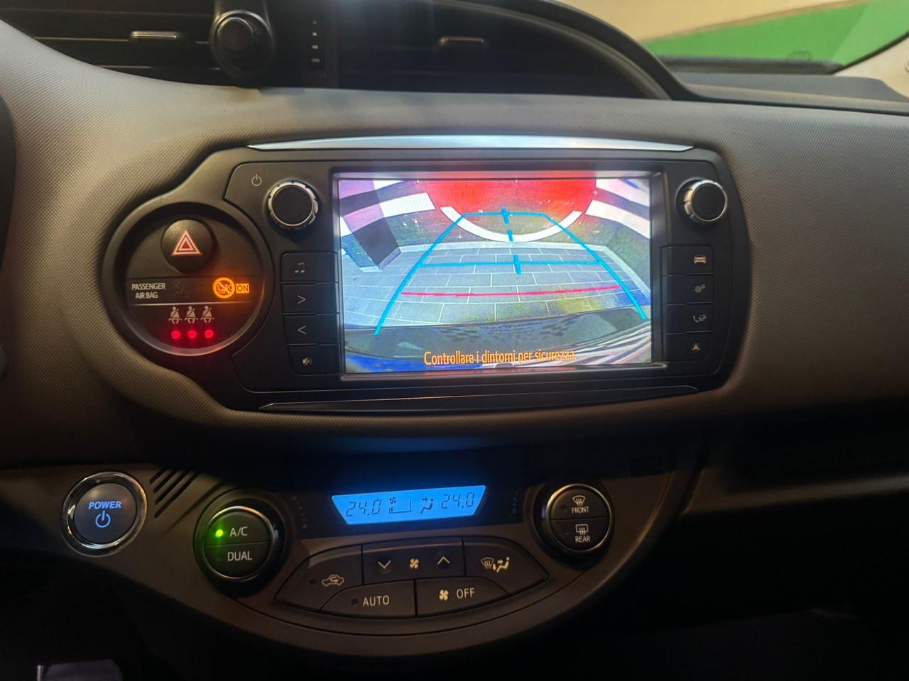 Toyota Yaris Trend red edition full optional