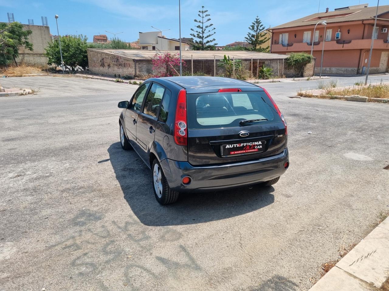 Ford Fiesta 1.4 TDCi 5p. Ghia