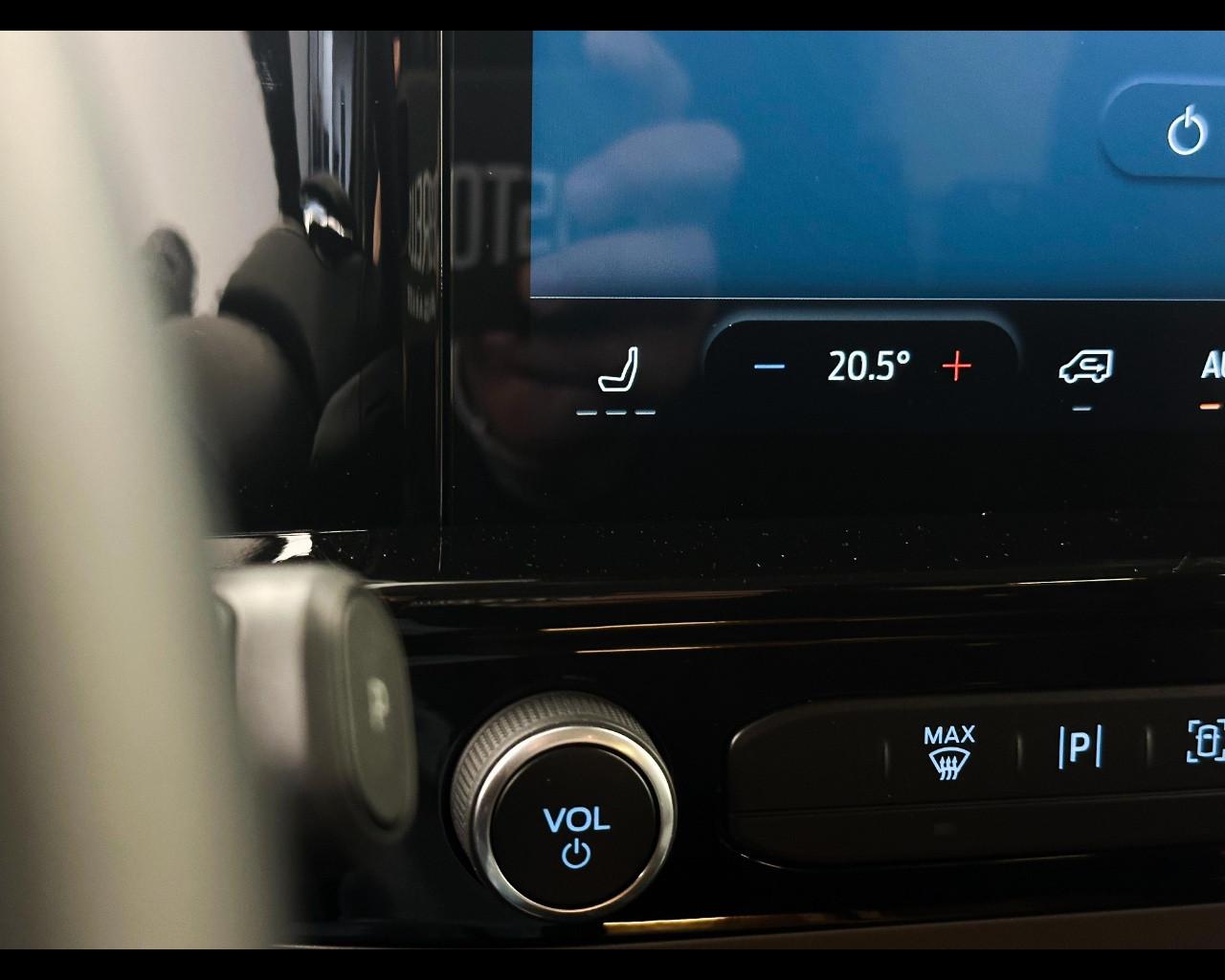 FORD Transit Nugget 320 2.0 Ecoblue 170cv aut. PC