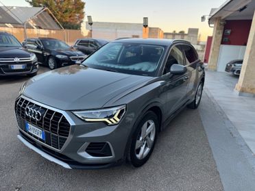 Audi Q3 35 TDI S tronic Advanced Led Ambien MATRIX