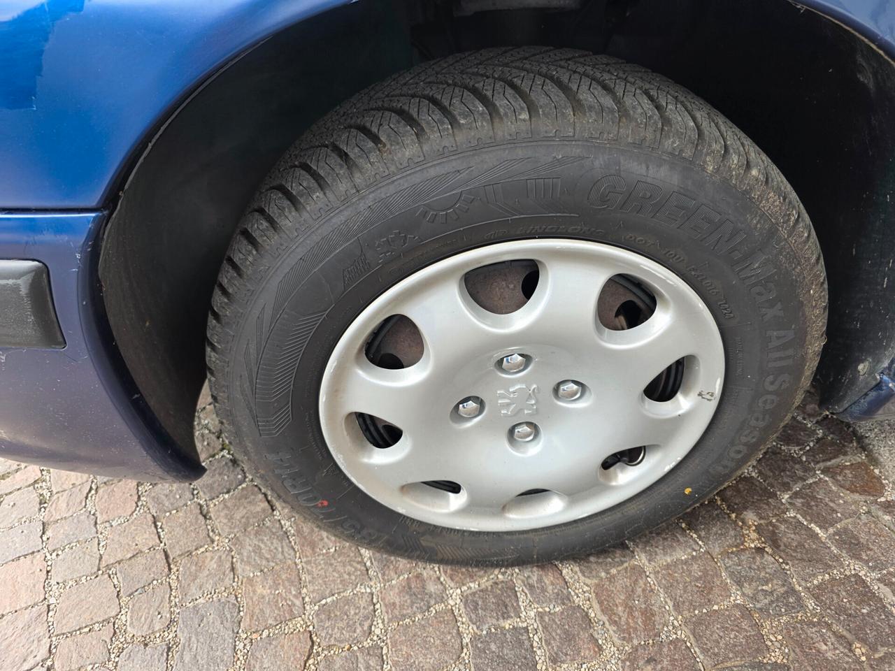 Peugeot 406 1.8i 16V cat S.W. con 127.000km Neopatentati ok
