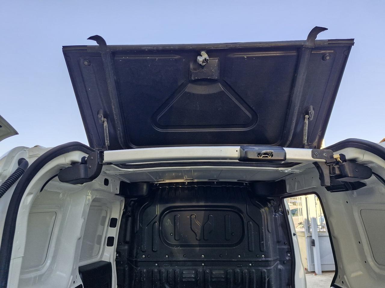 OPEL COMBO 1.4 BENZINA/METANO 11/2014 120000 KM