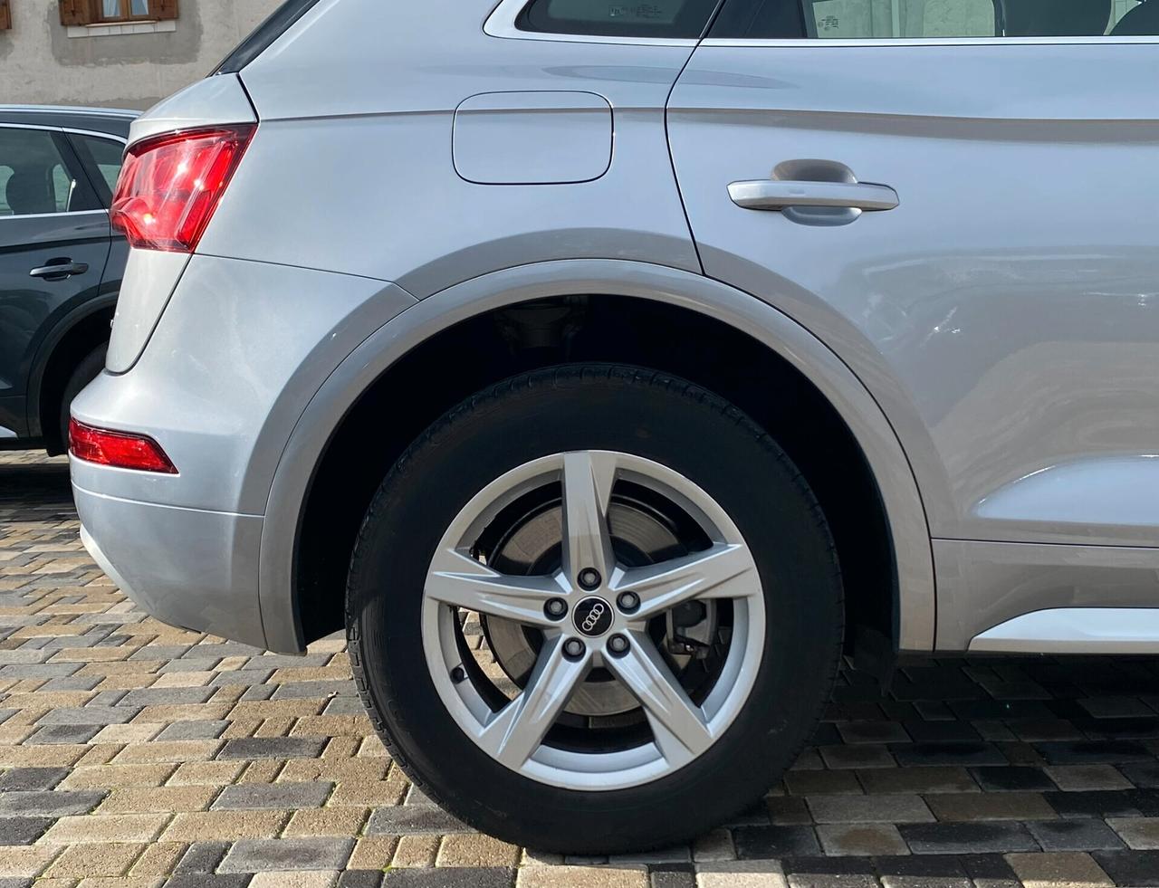 Audi Q5 Business 2.0 TDI 204CV s-tronic quattro mhev 40