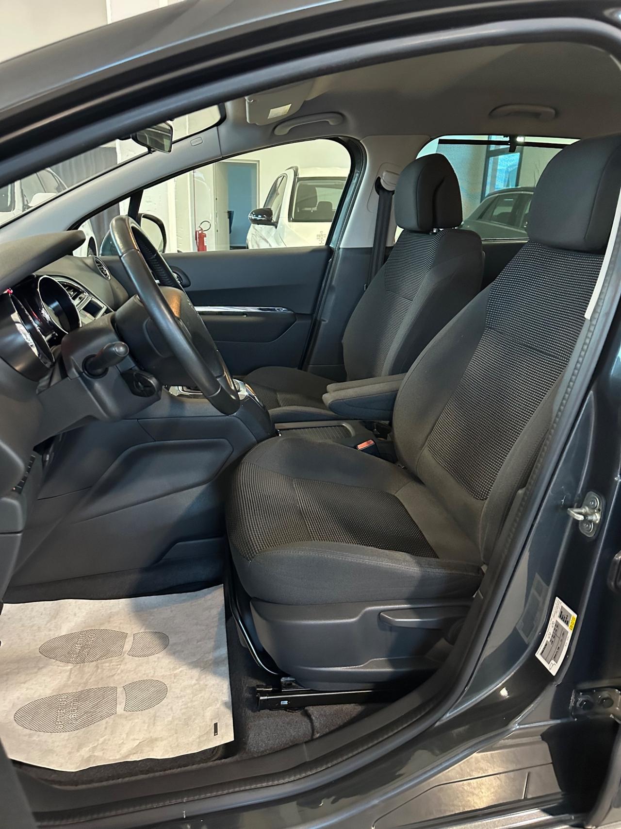 Peugeot 5008 BlueHDi 120 S&S Allure