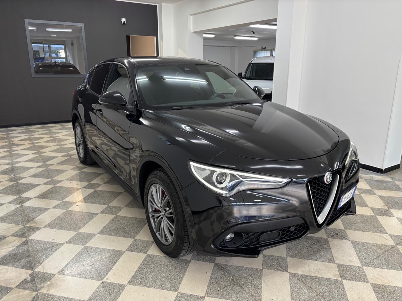 Alfa Romeo Stelvio 2023 2.2 Turbodiesel 190 CV AT8 Q4 Super Business