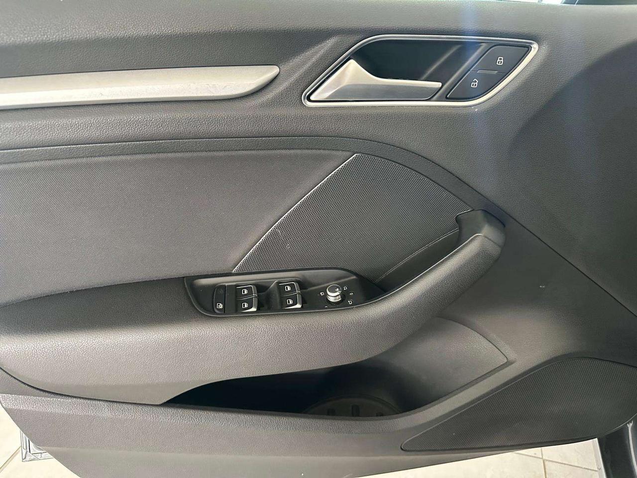 Audi A3 A3 III 2013 Sedan Sedan 1.6 tdi ULTRA 110cv E6
