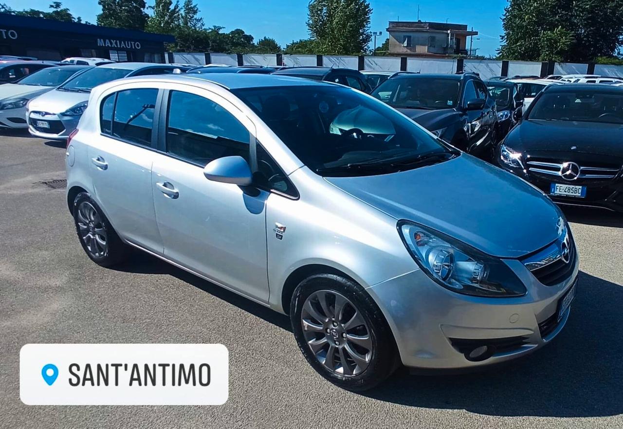 Opel Corsa 1.3 CDTI 75CV LEGGI!