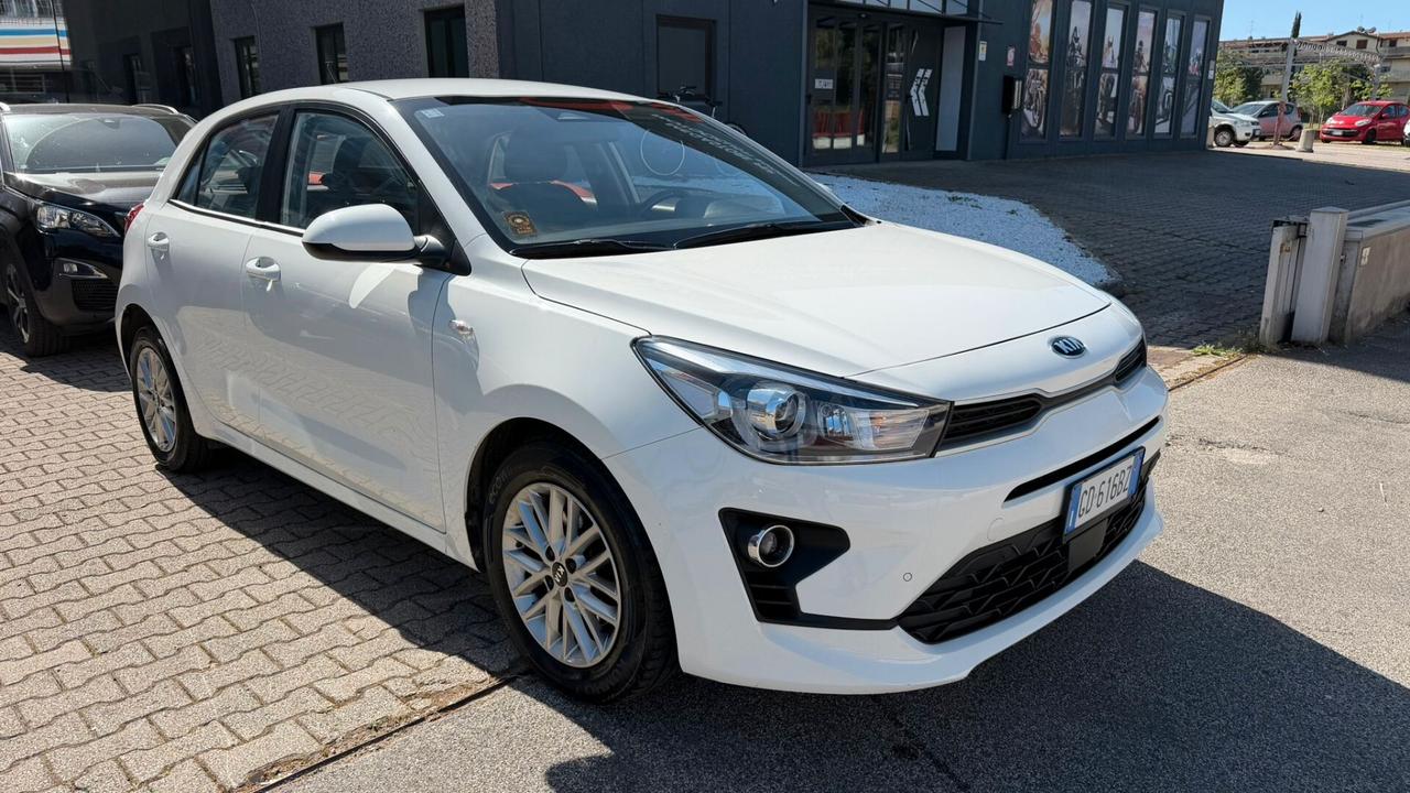 Kia Rio 1.0 T-GDi 100 CV MHEV iMT Style