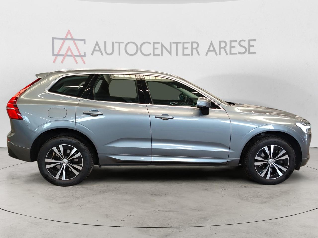 Volvo XC60 B4 D AWD MOMENTUM PRO