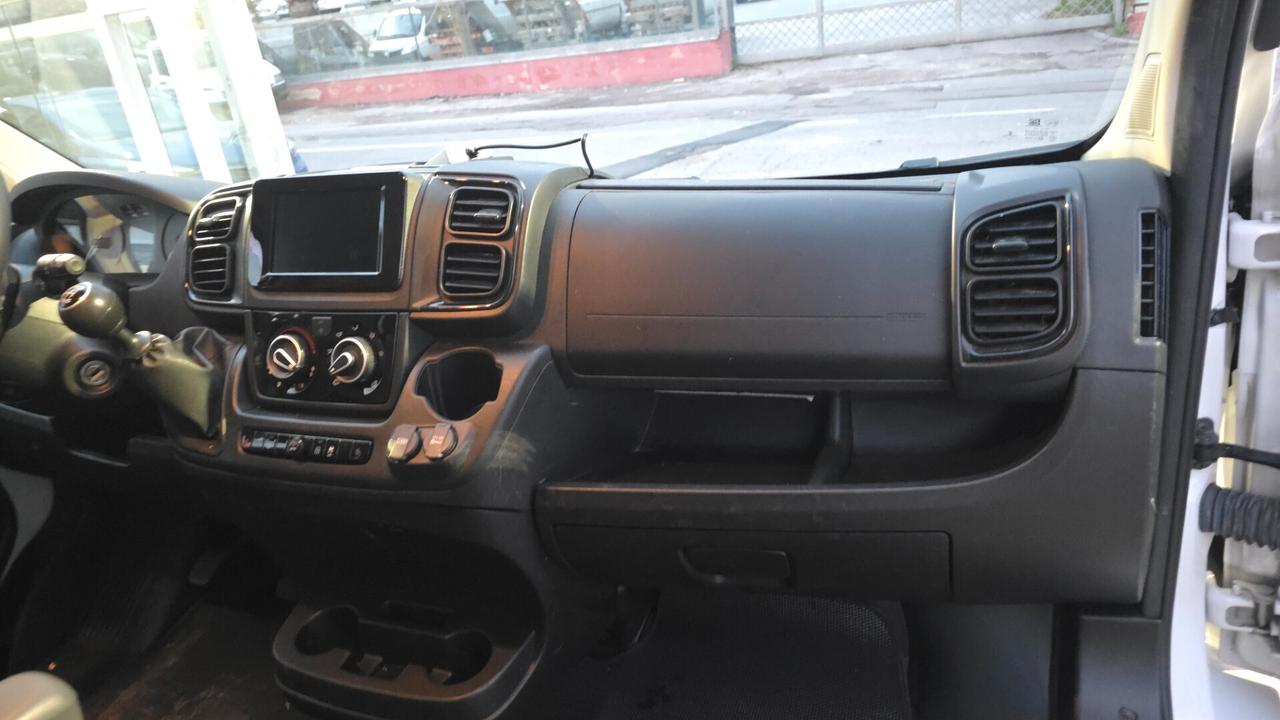 FIAT DUCATO CON SPONDA CARICATICE 2.2 MJT 140CV