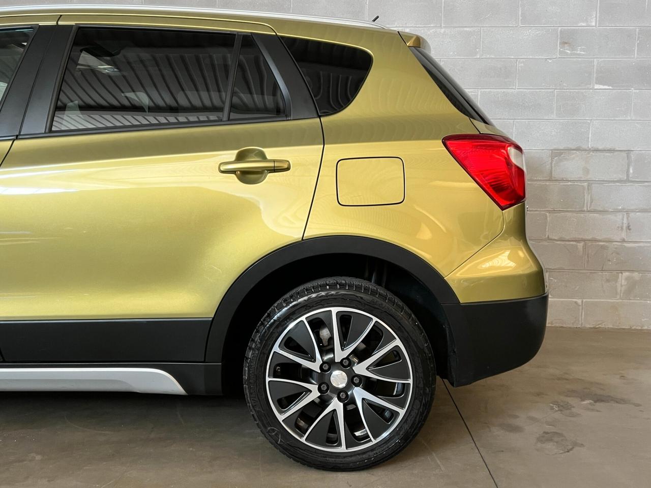 Suzuki S-Cross 1.6 DDiS 4WD All Grip Star View FULL OPTIONAL