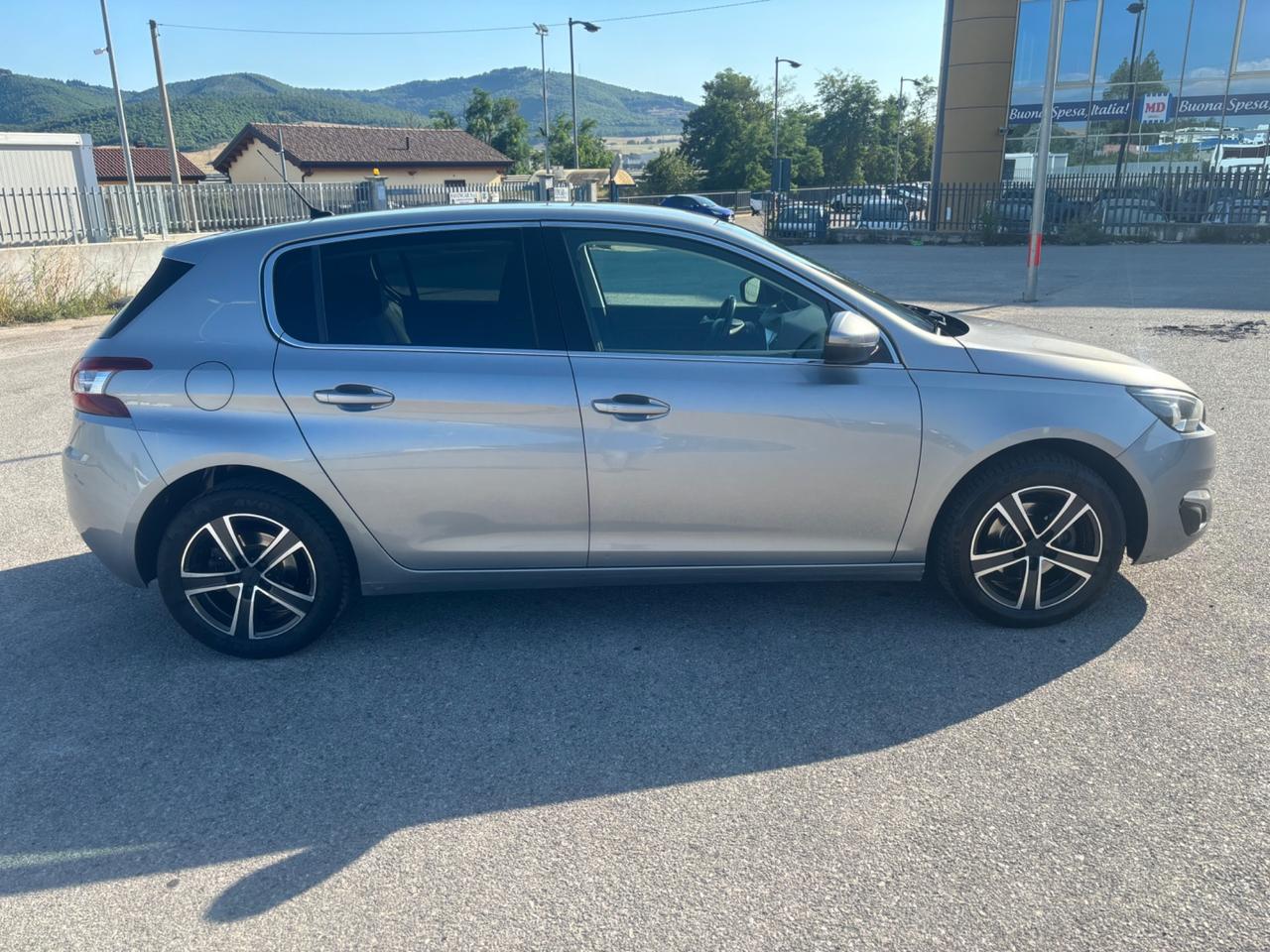 Peugeot 308 BlueHDi 120 S&S Allure