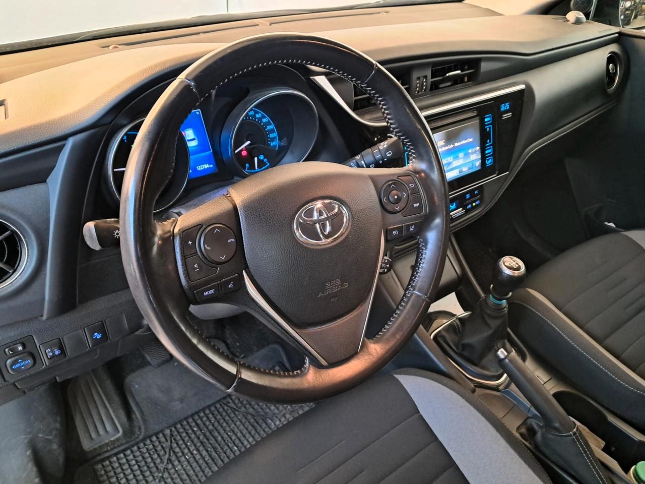 Toyota Auris 1.4 D-4D Active