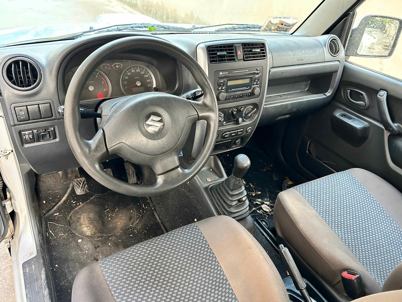 Suzuki Jimny 1.5 DDiS 4WD - 2009 Incidentata
