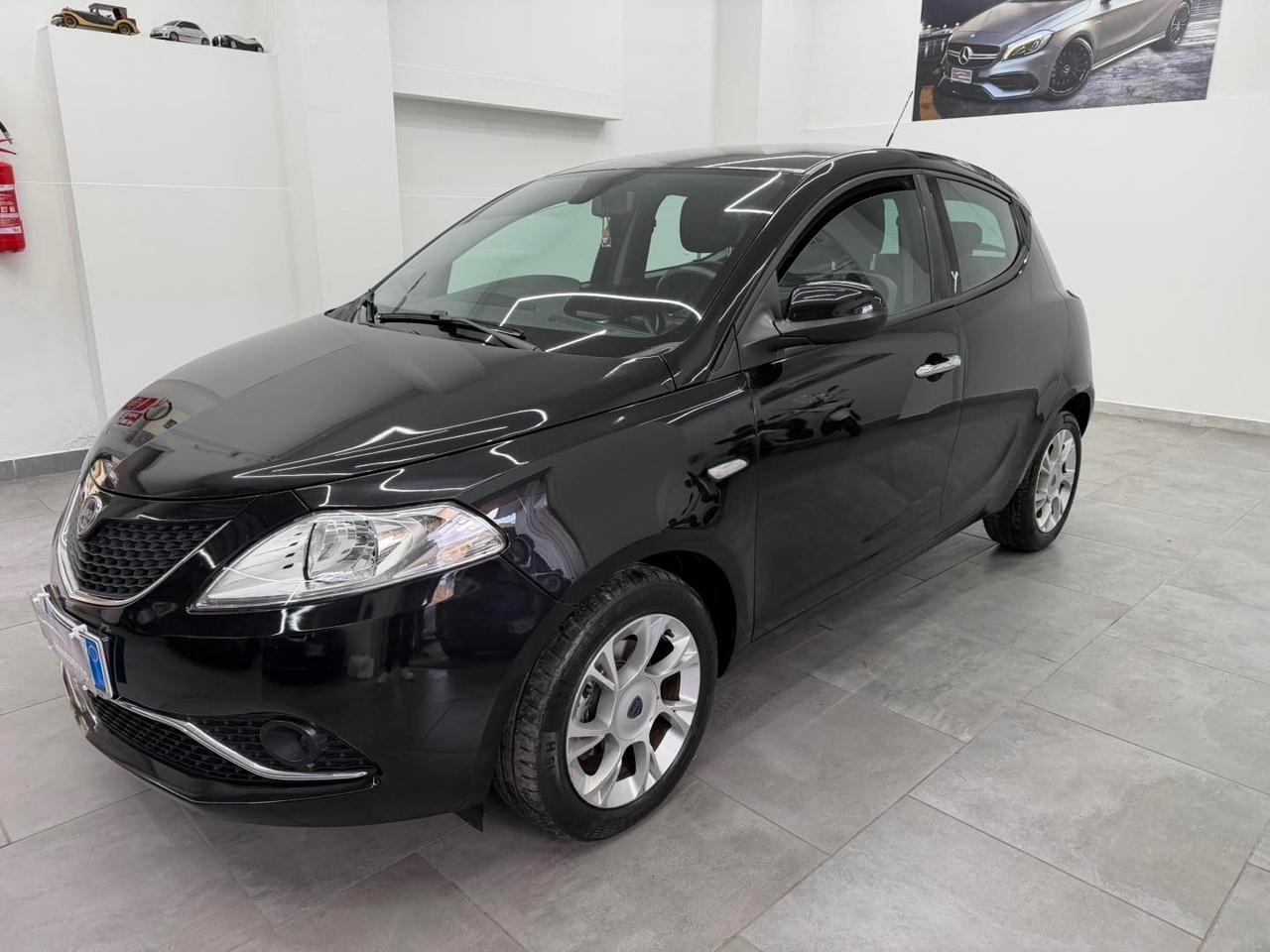 Lancia Ypsilon 1.3 MJT 95 CV S&S Gold 2016