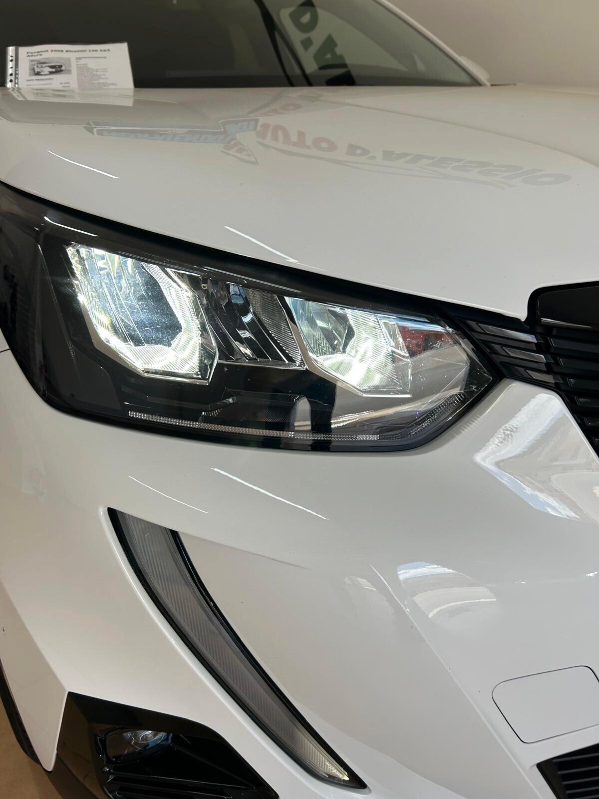 Peugeot 2008 BlueHDi 100 S&S Allure Navi Pack