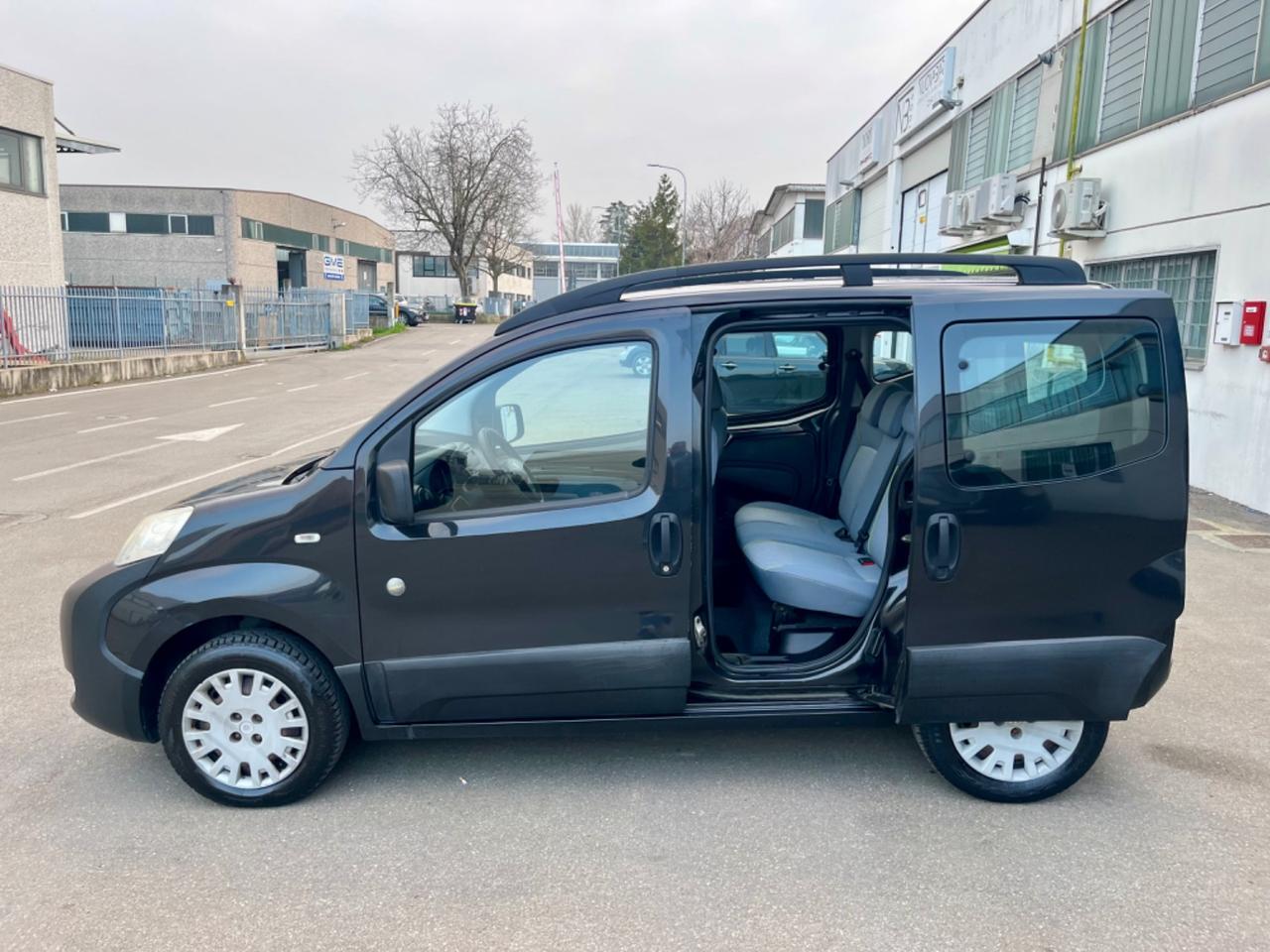 Peugeot Bipper 1.4benz 2010 156.000km 5posti