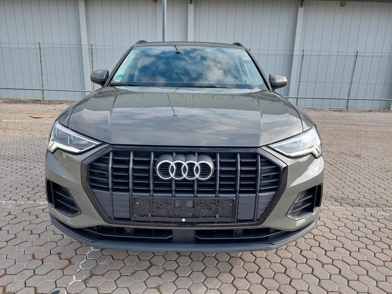 Audi Q3 35 TDI S tronic NAVIG/CERCHI19/LED/TELECAMERA