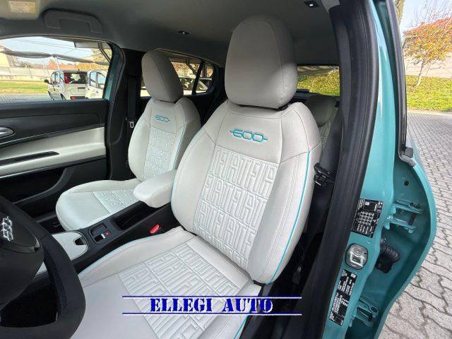 FIAT 600 Hybrid 110 CV DCT MHEV La Prima km 0