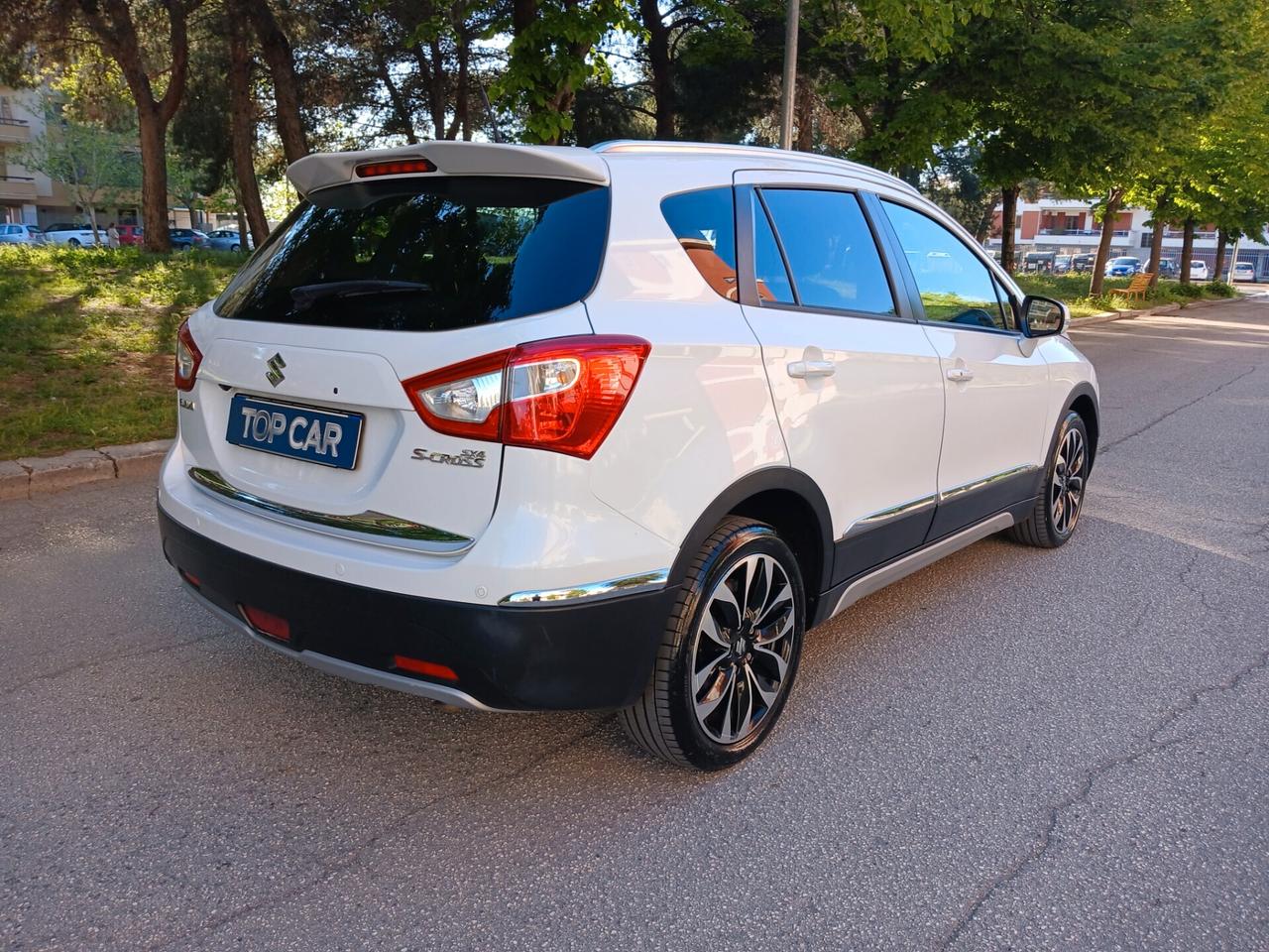 Suzuki S-Cross 1.6 DDiS Start&Stop 4WD All Grip Top