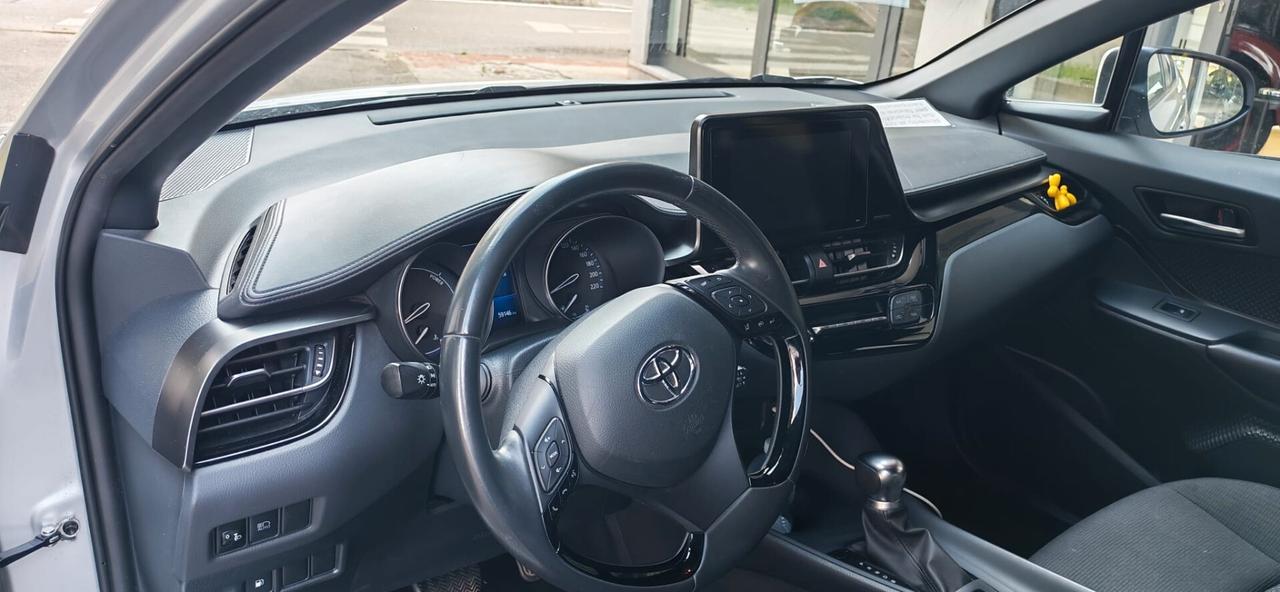 Toyota C-HR 1.8 Hybrid E-CVT Active