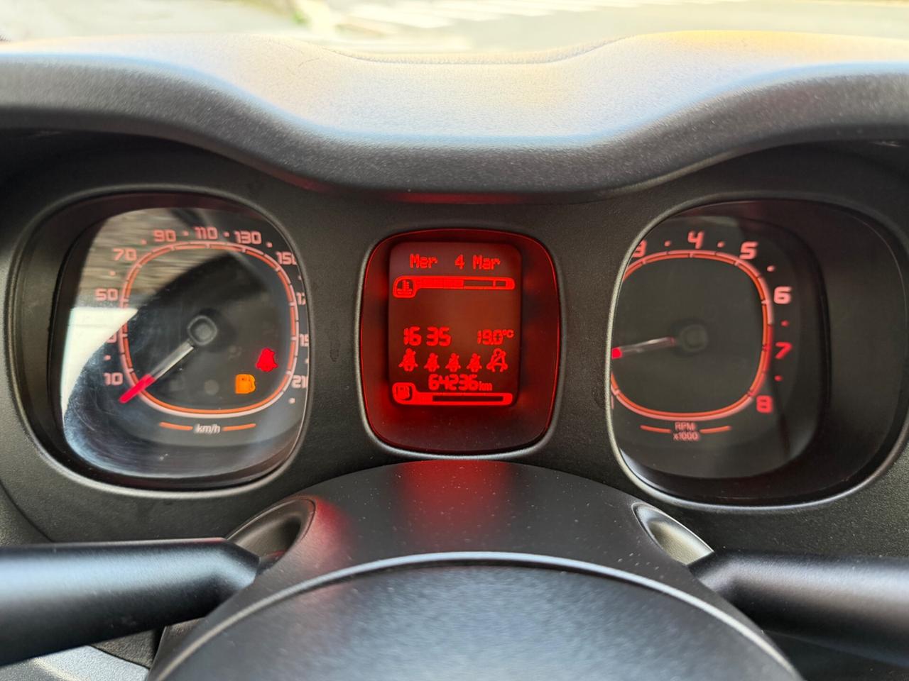 FIAT PANDA 1.2 NEOPATENTATI KM 64 MILA !!!