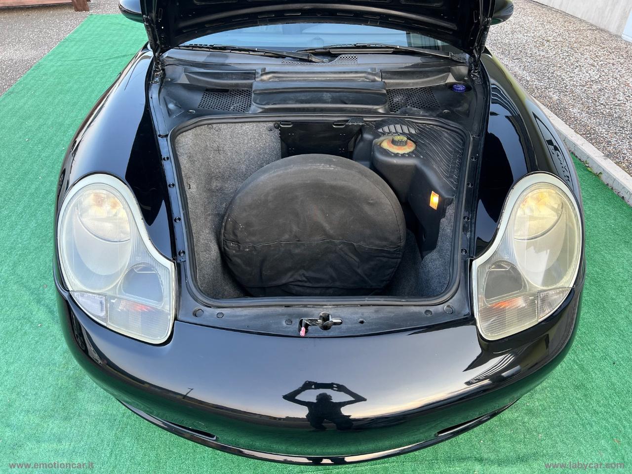 PORSCHE 911 Carrera Coupé - 1999