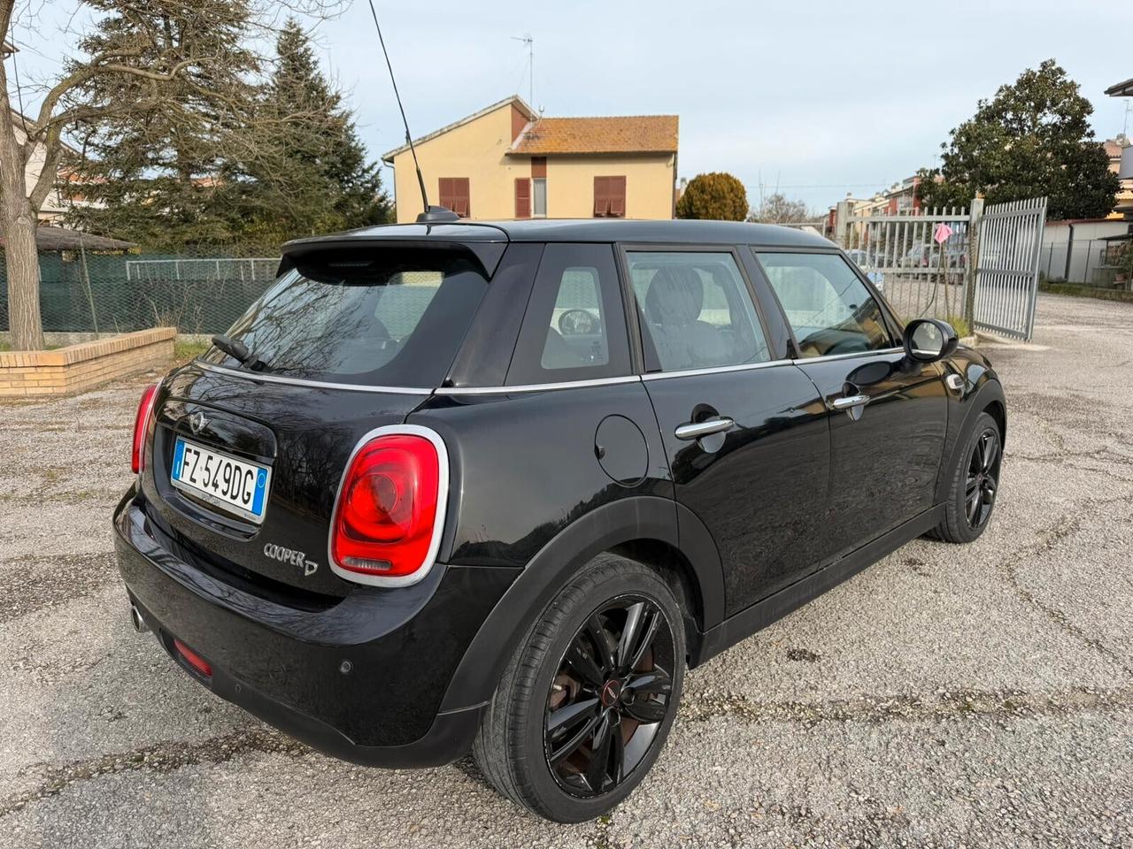 Mini 1.5 Cooper D Hype