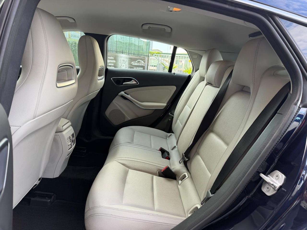 Mercedes-benz CLA 200 180 d Automatic Premium