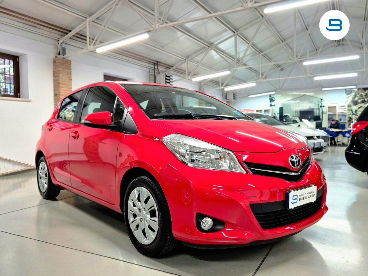 Toyota Yaris 1.0 5 porte Lounge