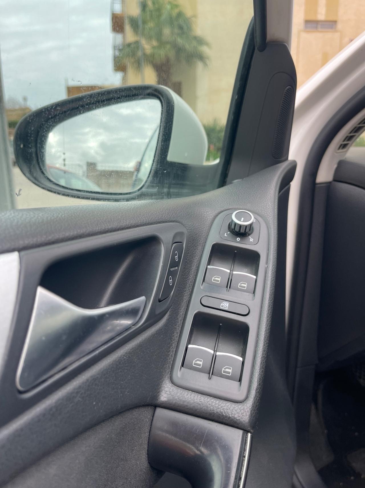 Volkswagen Golf 1.4 5p. United