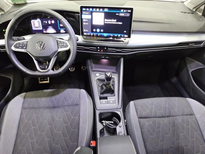 Volkswagen Golf 1.5 TSI ACT 110kW Life LED NAVI ACC