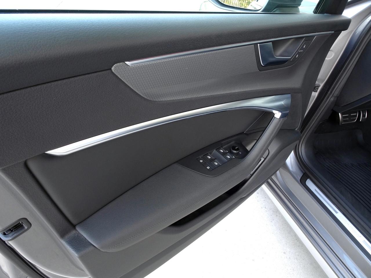 Audi A6 Allroad 2.0 TDI 204CV MATRIX/CARPLAY/RADAR