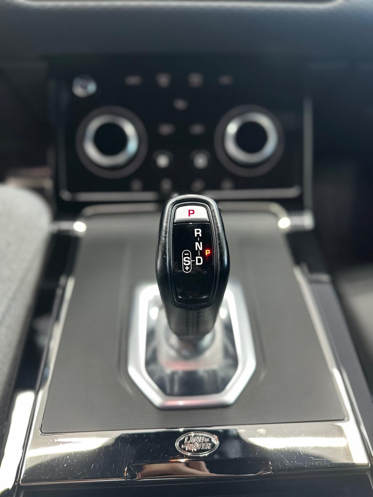 Land Rover Range Evoque 2.0D 163 CV R-Dynamic HSE