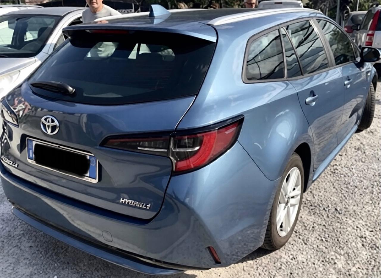 Toyota Corolla Touring Sports 1.8 Hybrid Business Tech