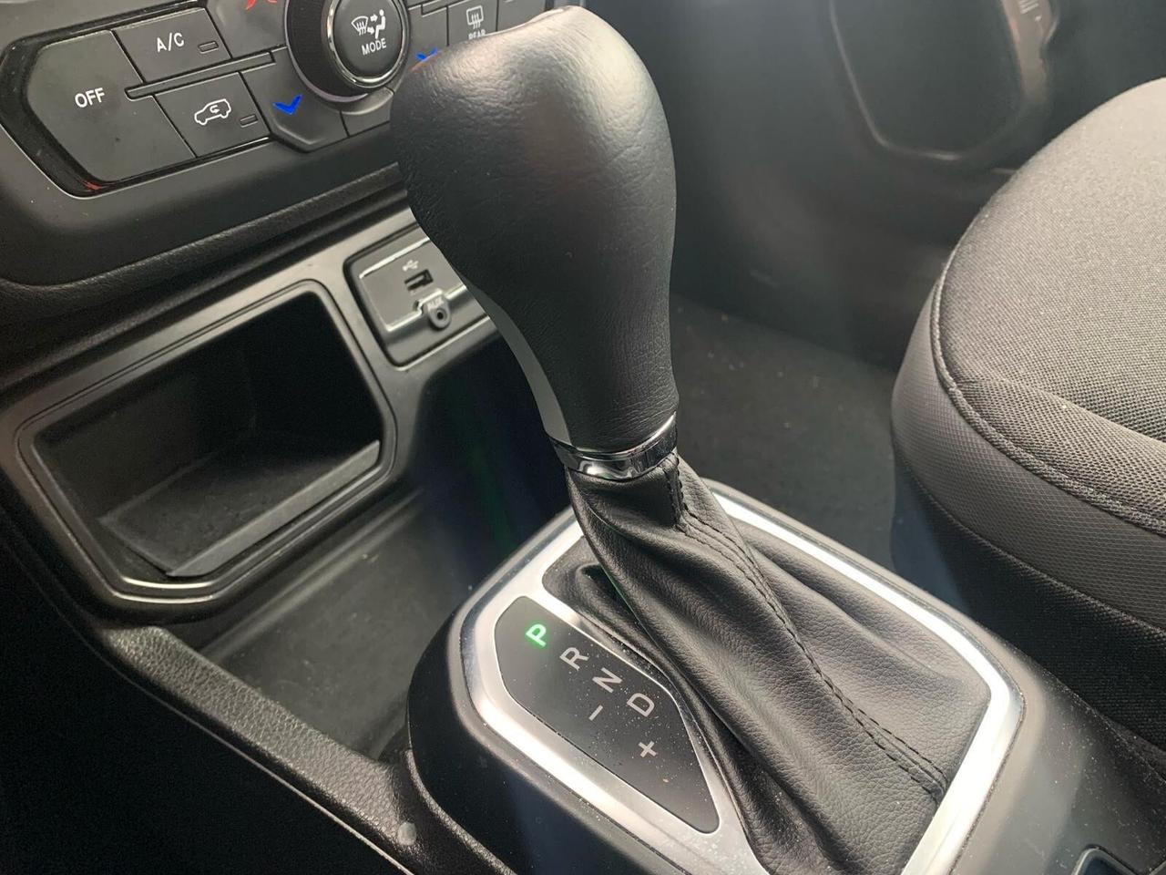 Jeep Renegade 1.5 Turbo T4 MHEV Limited