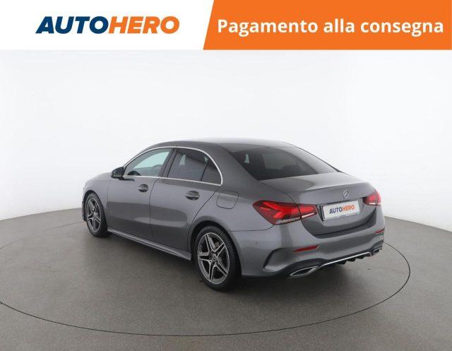 MERCEDES-BENZ A 200 Automatic 4p. Premium