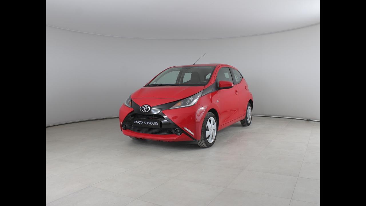 TOYOTA Aygo II 2014 - Aygo 5p 1.0 x-play