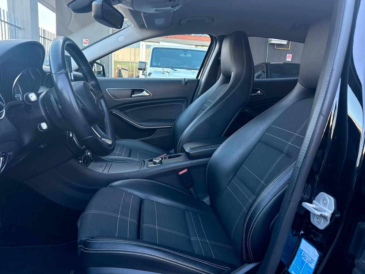 Mercedes-Benz GLA 180 d Business EURO 6