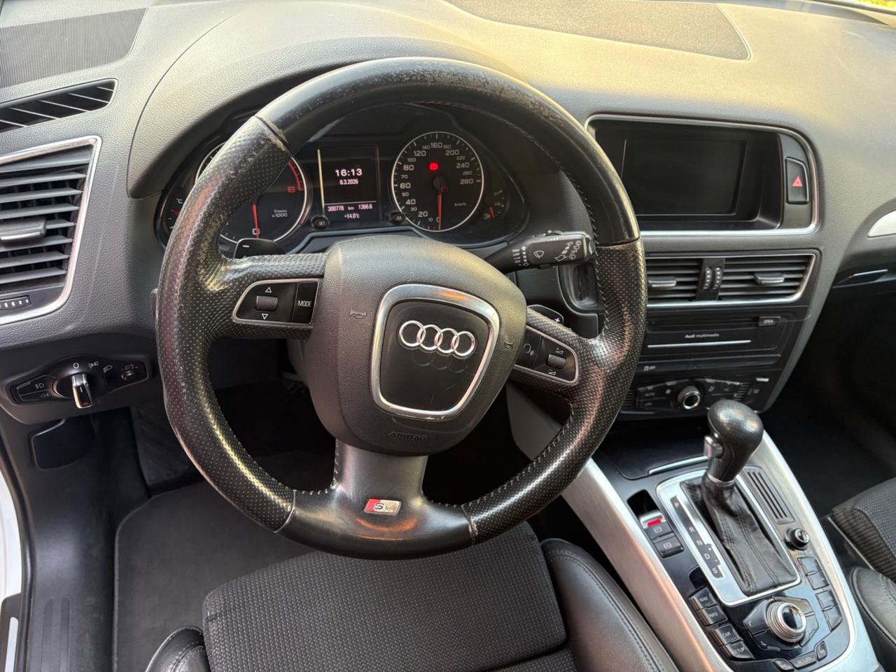 Audi.Q5 .3.0 tdi v6 S line quattro pronta al uso