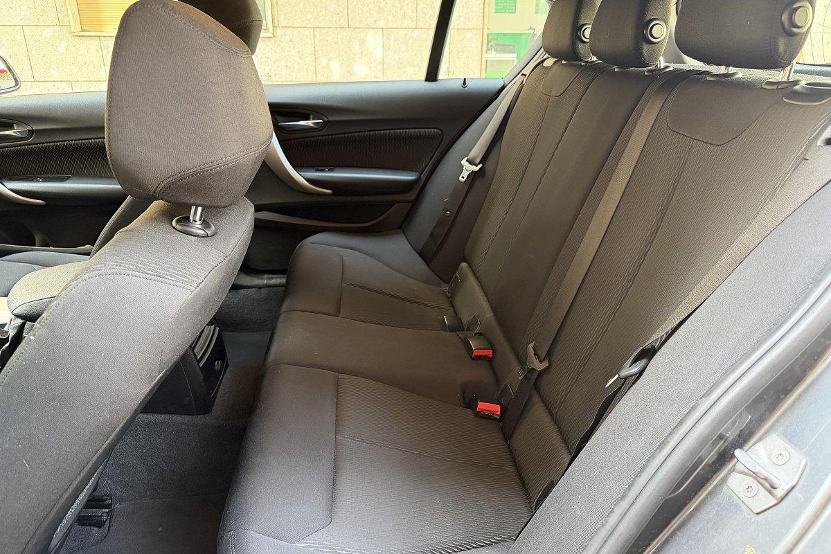 BMW 118d 5p. Advantage