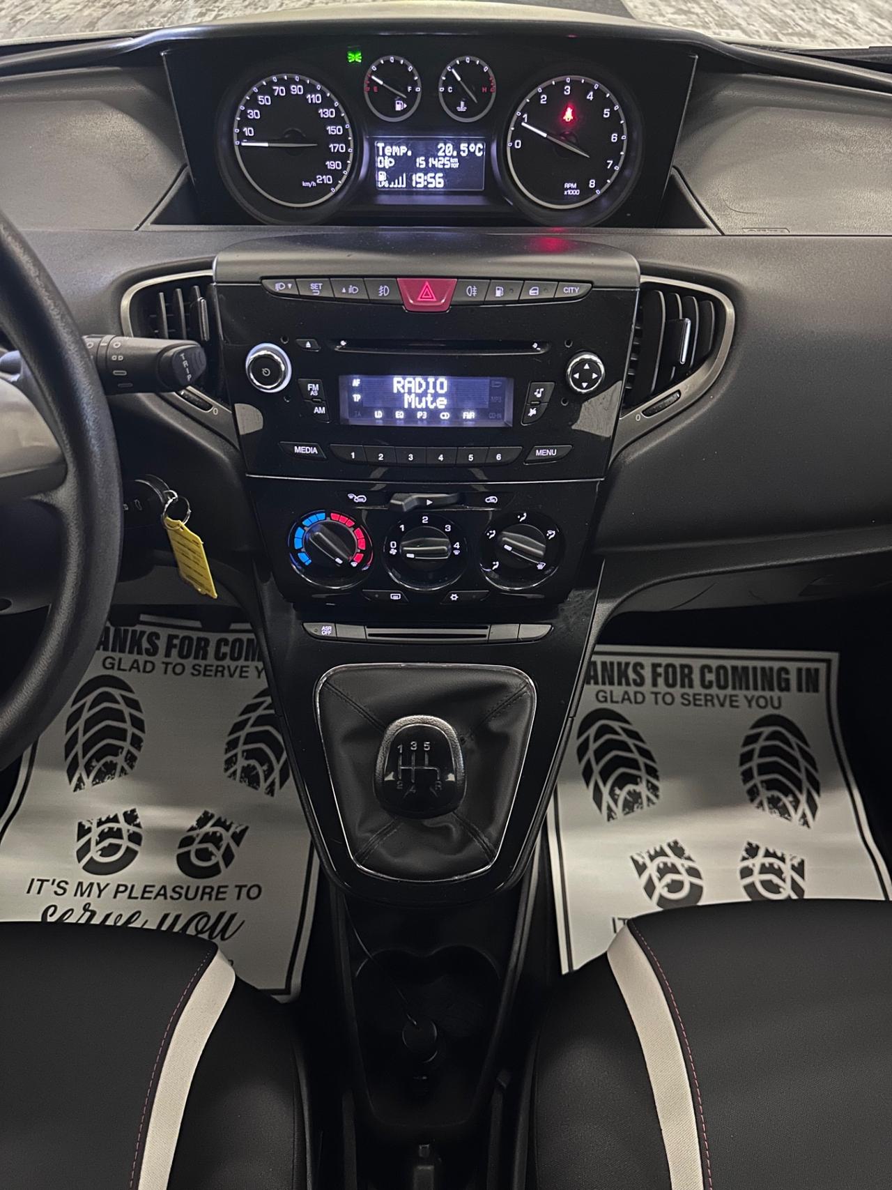 Lancia Ypsilon 1.2 Benzina GPL Ecochic Ok neopatentati