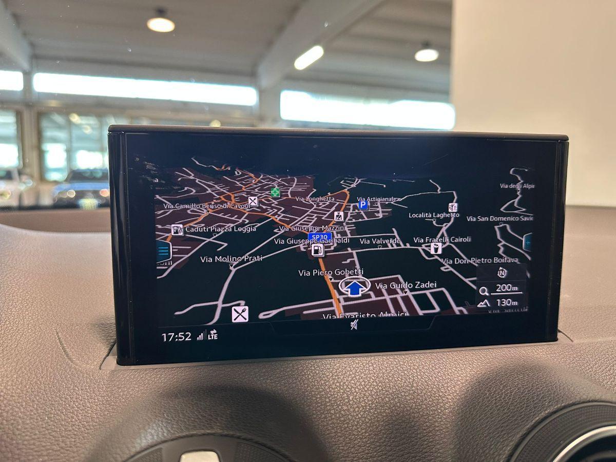AUDI Q2 35 TDI quattro S tronic -4x4- NAVIG - FARI LED - GAR.24 MESI