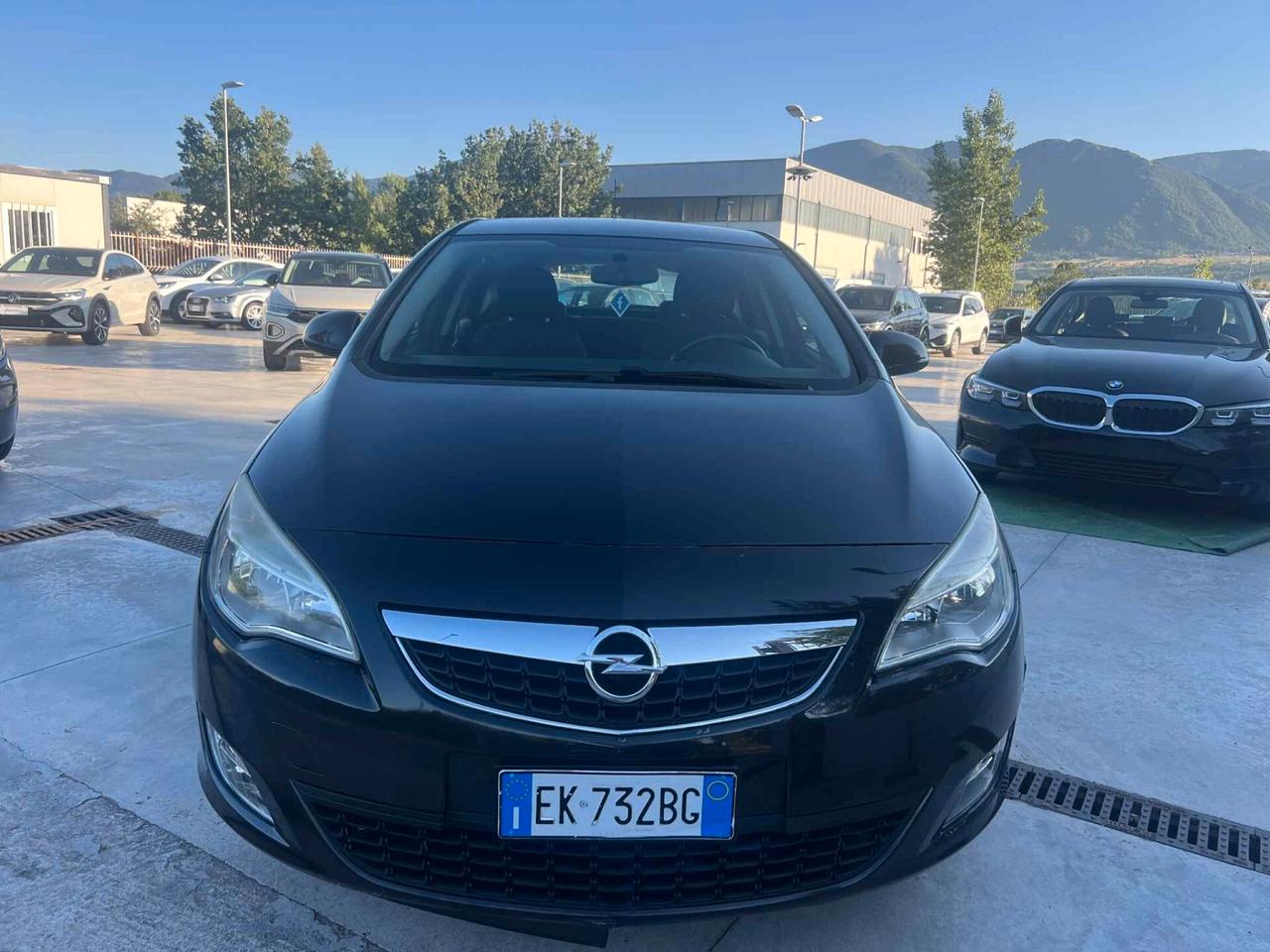 Opel Astra 1.7 CDTI 110CV 5 porte