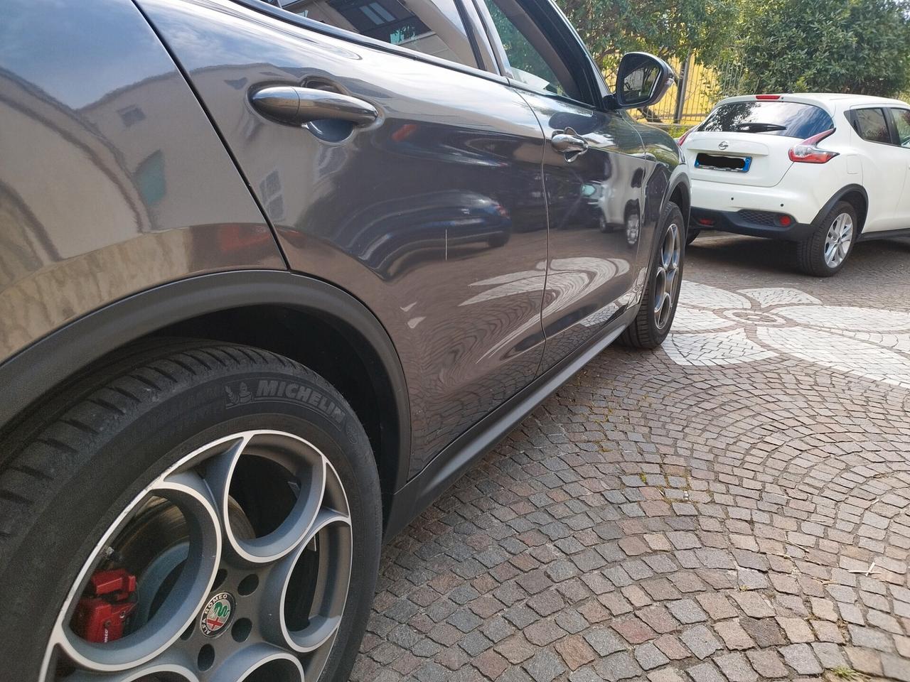 Alfa Romeo Stelvio 2.2D TURBO DIESEL 210 CV AT8 Q4 EXECUTIVE