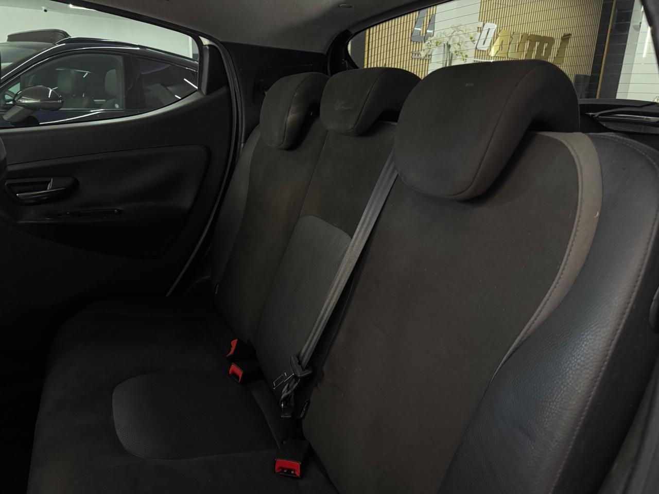 Lancia Ypsilon 1.2 GPL Ecochic Platinum Iper Full
